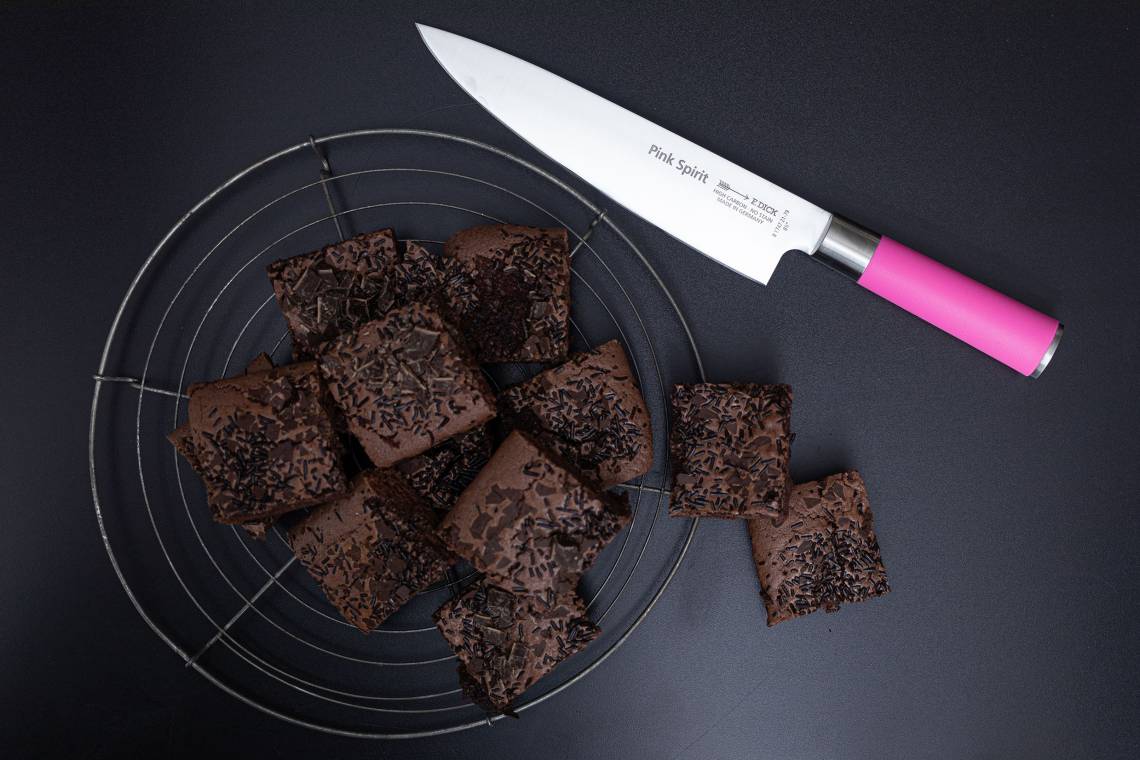 DICK - PINK SPIRIT - Kochmesser - Brownies auf Gitter