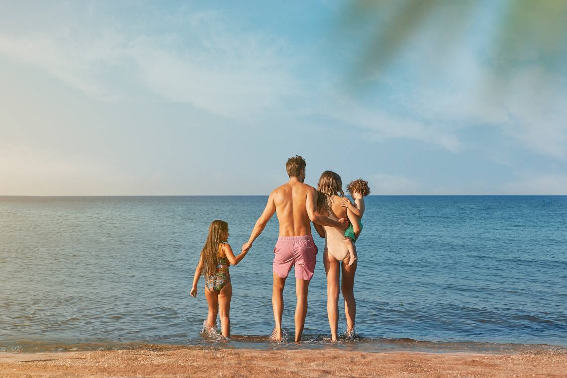 ELA Excellence Resort Belek - Familie am Strand