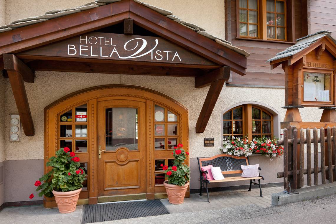 Hotel Bella Vista Zermatt - Außenansicht