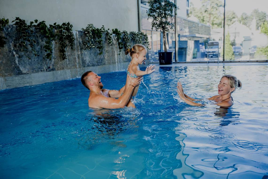 Familienzeit in der Wellness-Oase im Hotel Jurmala Spa