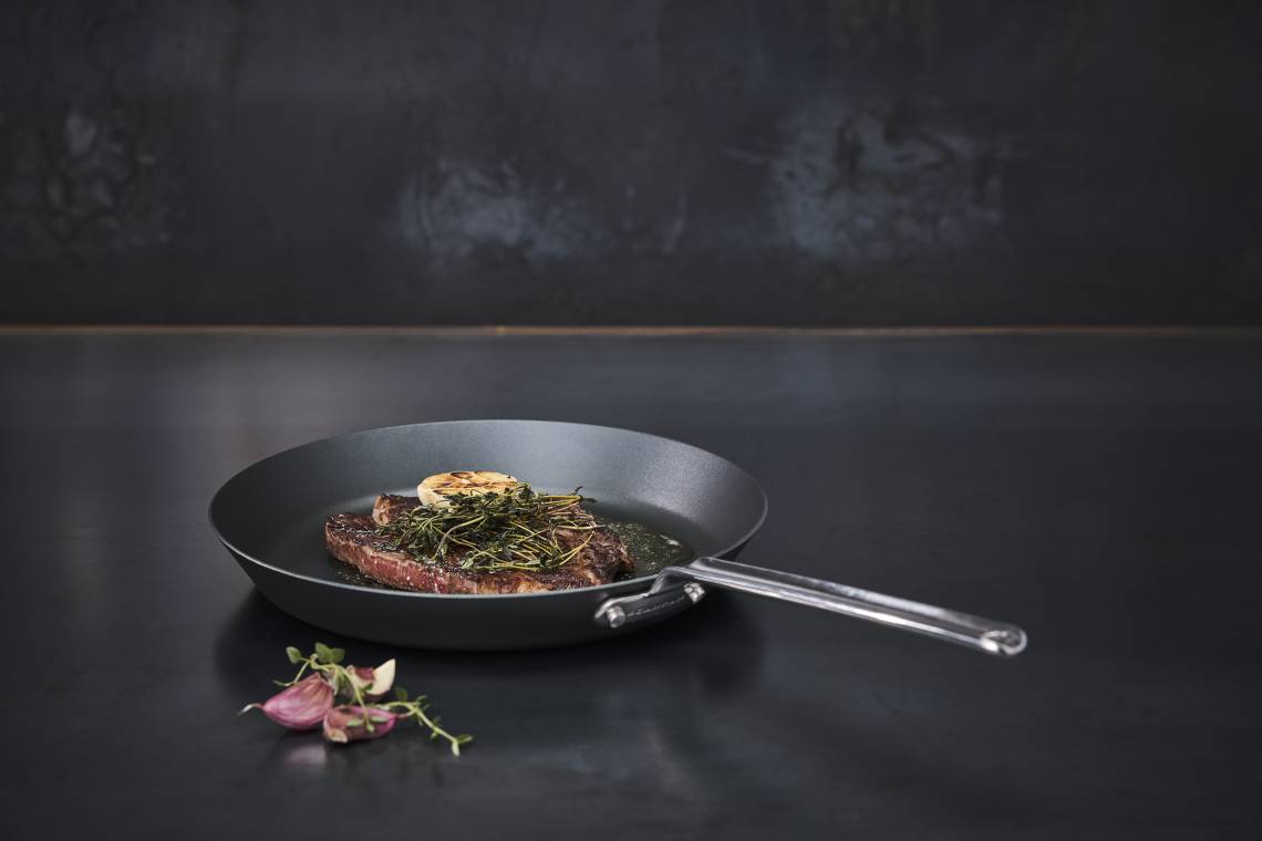 Scanpan - Kochen mit Komfort: Black Iron Bratpfanne, 30 cm