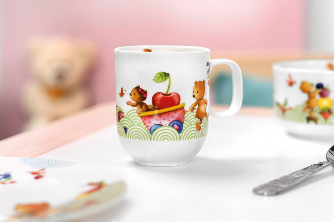 Villeroy & Boch - Hungry as a Bear - Becher groß - Bären mit Kirsche