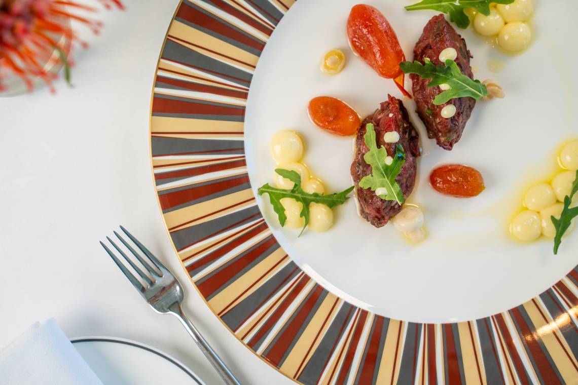 Exklusives Porzellan für das Ritz-Carlton Hotel Amman: Stella mit CMS Dekor