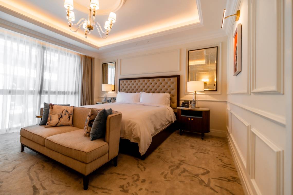 The Ritz-Carlton Hotel - Luxuriöse Zimmer mit klassisch modernem Flair