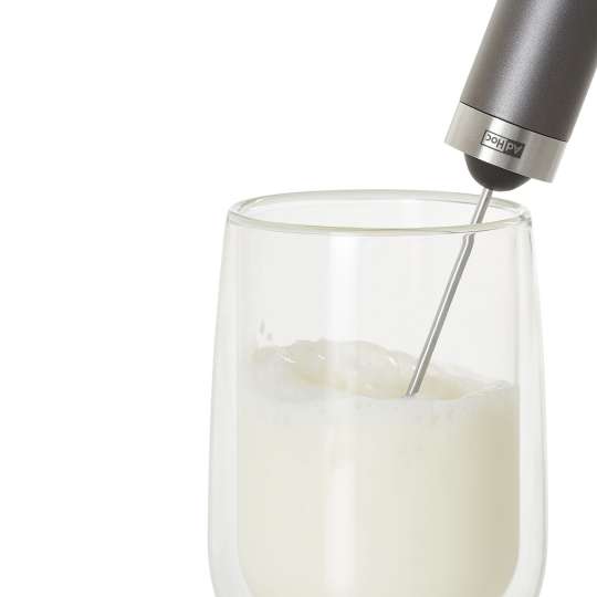 AdHoc - Mit Milch- und Saucenschäumer Rapid.3 Milch aufschäumen