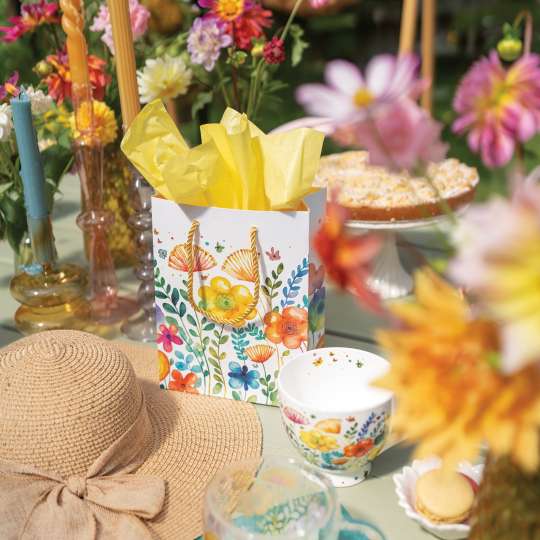 Ambiente - Frühlingsfreude schenken: Vibrant Spring Geschenktüte und Henkelbecher