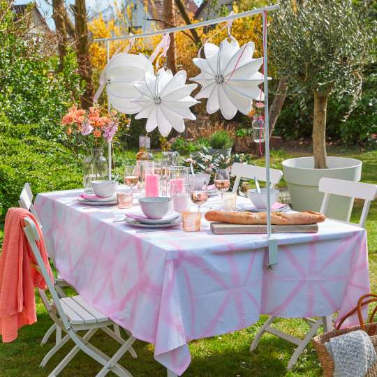 Barlooon - Gartenparty - Laternen weiß - Tisch draußen
