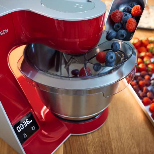 Bosch - Frische Beeren zum Rührteig hinzufügen: Küchenmaschine MUM5