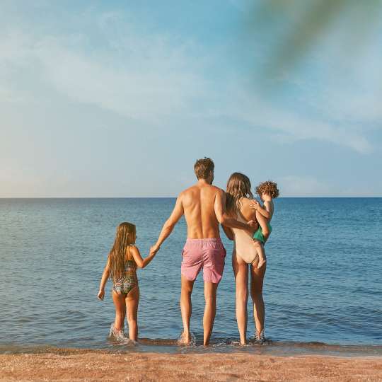 ELA Excellence Resort Belek - Familie am Strand