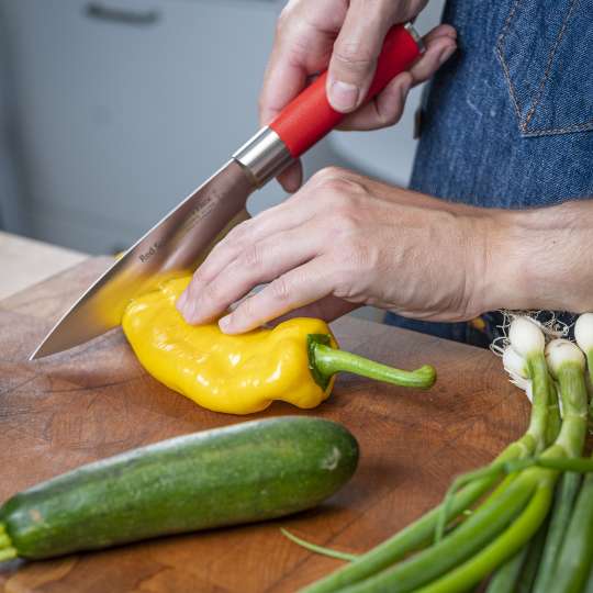 DICK - Red Spirit Kochmesser, 15 cm - Gemüse schneiden