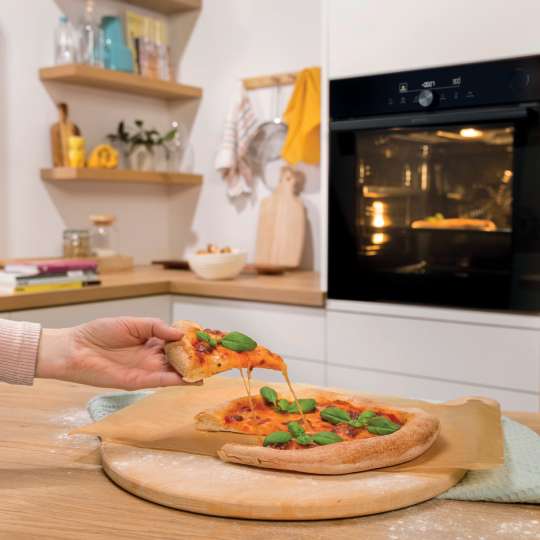 Gorenje - OptiBake Backofen mit Pizza-Funktion