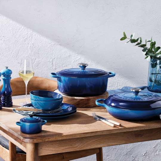 Neue Le Creuset-Farbpalette Azure