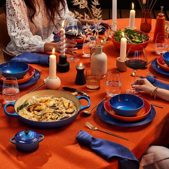 Le Creuset - Komplementäre Farben zum Dinner - Colour your Day Geschirr