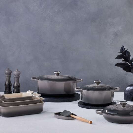 Le Creuset Kollektion Flint Koch- und Bratgeschirr