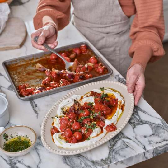 Looye - Geröstete Tomaten auf Labneh