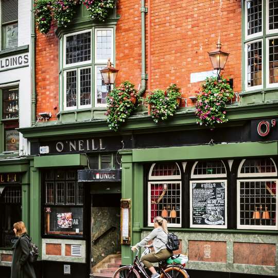 DUBLIN - Wie es keiner kennt - O'Neill's Bar
