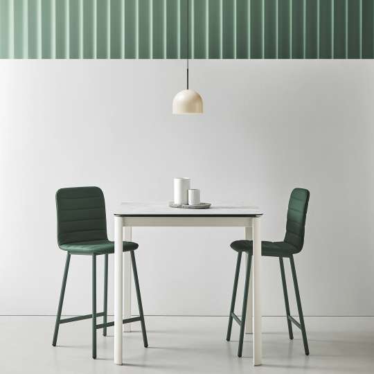 Mobliberica Stool & Table