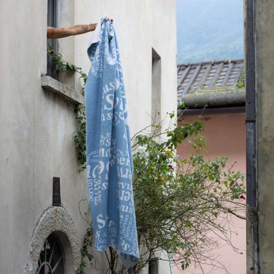 PAD - Komm kuscheln: Wohndecke Servus