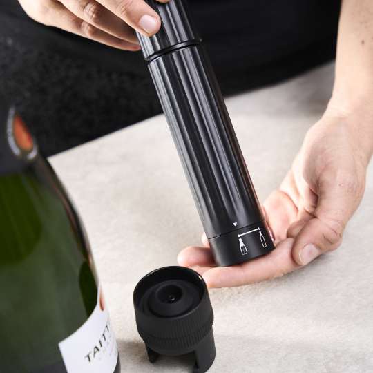 Peugeot - Stilvoll und ergonomisch: Manuelle Weinpumpe PRESERVE ABS
