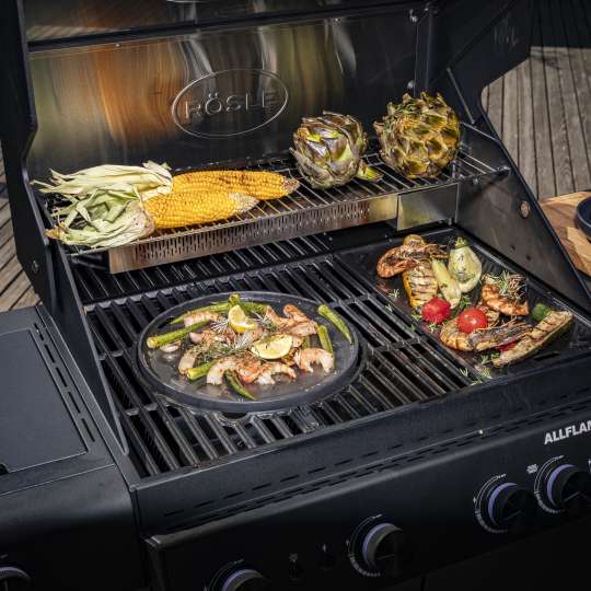 RÖSLE - Ein neues, innovatives Brennersystem ermöglicht bei den RÖSLE ALLFLAME Gasgrills höhere Temperaturen bei gleichem Gasverbrauch.