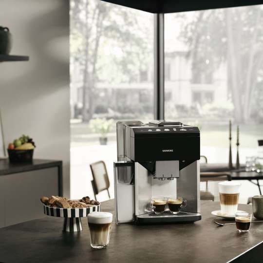 Siemens - Kaffeevollautomat EQ500 mit sympathischer Dialekt-Funktion