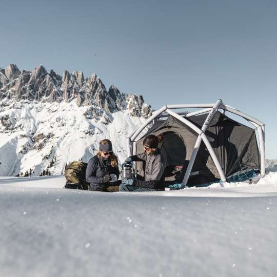 Thermos - Warme Mahlzeiten im Schnee mit Stainless King Speisegefäß