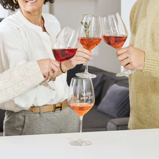 Töchter & Söhne - Partystimmung pur mit den Statement-Spritzgläsern Clara
