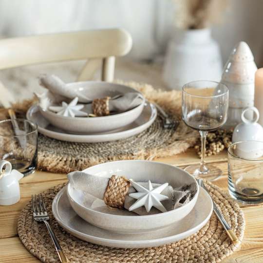 Villeroy & Boch - Gemütlichkeit im nordischen Stil leicht gemacht mit Perlemor Sand und Winter Glow