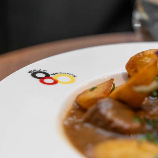 Villeroy & Boch - Das Logo zeigt das Leitthema der Expo 2025 in Osaka