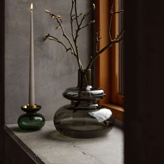 ZONE Denmark - Stimmungsvolle Winterzeit mit INU Vase und Lichthalter