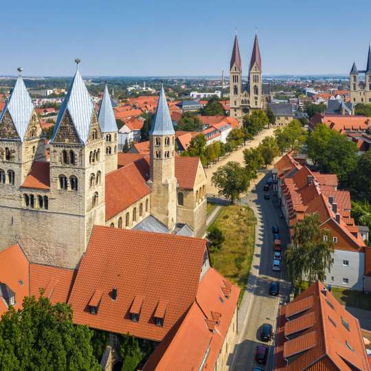 Liebfrauenkirche und der Dom in Halberstadt