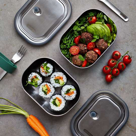 black+blum - Zwei Lunchboxen à 600 ml - Sushi und Salat