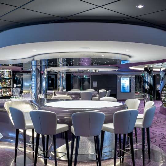 Meer erleben - MSC Euribia Loungebereich