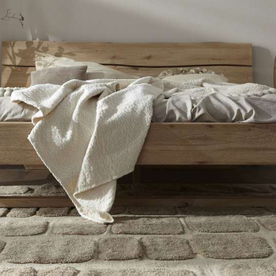 Natura Home - Bett Willston aus Massivholz 