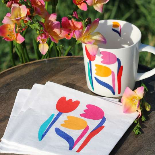 ppd - Buntes Frühlingsdekor Tulips auf Trend Mug und Servietten