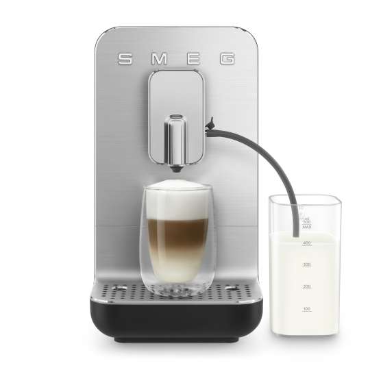 smeg - Kaffeevollautomal BCC13, Schwarz Matt mit integrierter Milchlösung