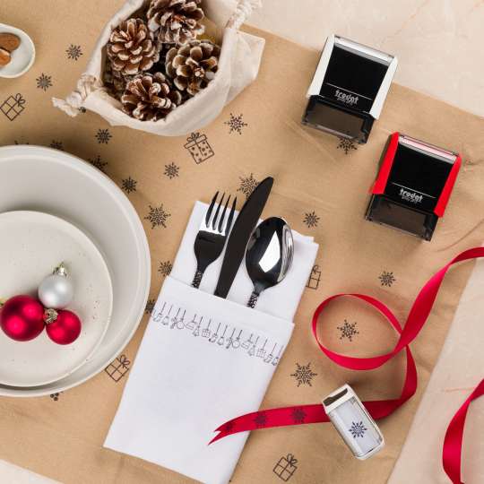 trodat - Textilstempel trodat Printy geben der weihnachtlichen Tafel einen persönlichen Touch