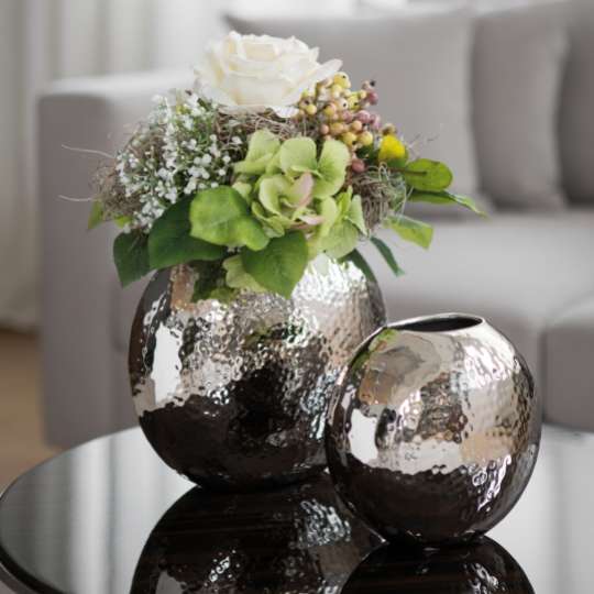 Fink Living LUNA / Vase, vernickelt, gehämmert Milieu