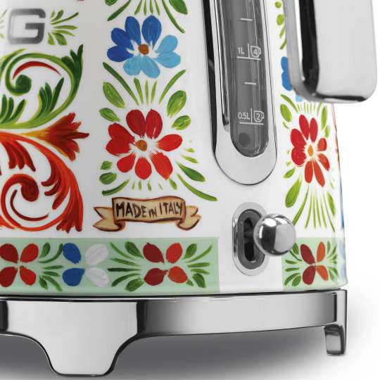 Smeg / Wasserkocher im Dolce & Gabbana Design „Sicily is my Love“ 