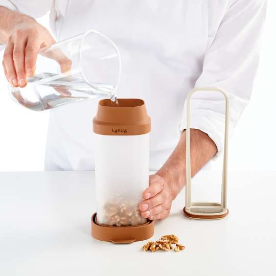 Lekue-Veggie Drinks Maker Lifestyle