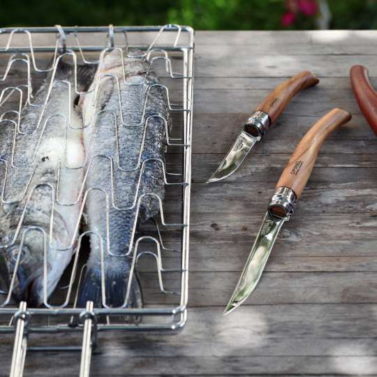 Fische mit zwei Slim-Line Messer