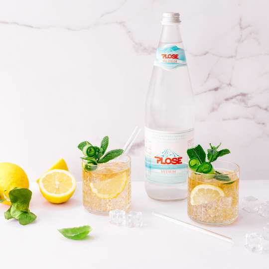 Alkoholfreier Wellnesscocktail mit Plose Mineralwasser