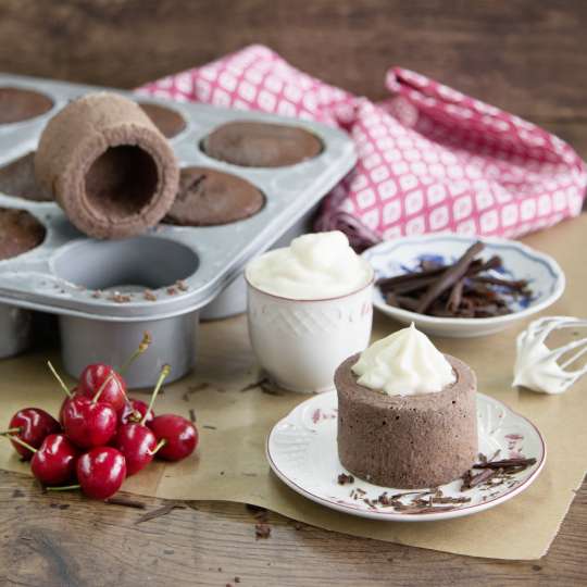 Städter Chocolate-Cherry-Cups in Backform Cake Cups