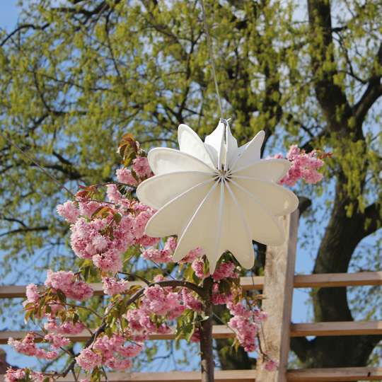 Zeit für Frühling - Zeit für die edlen und robusten Outdoor-Lampions von Barlooon