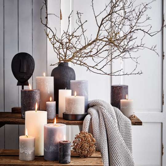 Kerzen im Marmor-Look