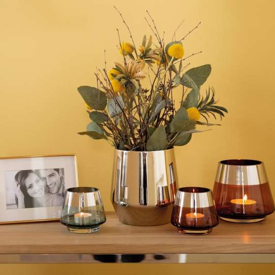 Edle Vasen, stilvolle Tisch- und Windlichter