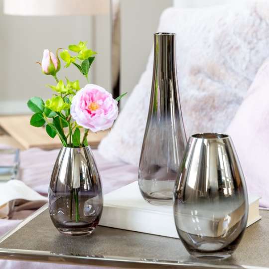 Vasenvielfalt passend zum Frühjahr von Fink Living