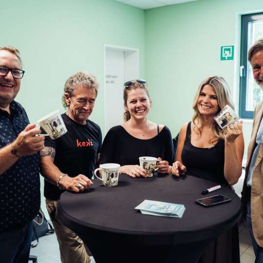 Peter Maffay, Hendrikje Balsmeyer, Joëlle Tourlonias,  Anouk und Goebel Porzellan