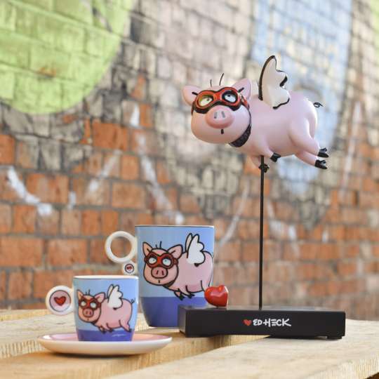 Fliegendes Schwein Figur und Tassen
