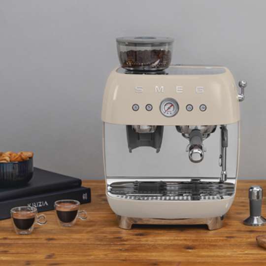 Siebträger-Espressomaschine EGF03